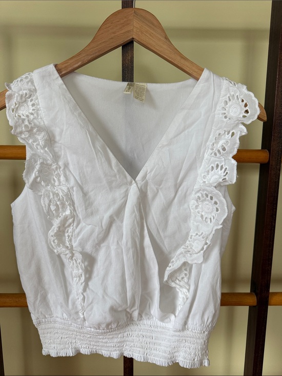 Japna Tops - White Lace-Trim 100% Cotton Sleeveless V-Neck Eyelet women’s Top